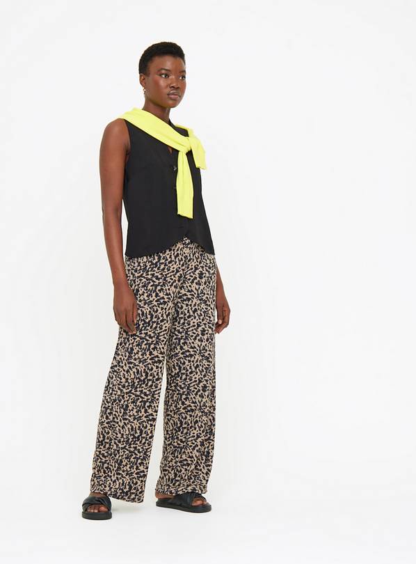 Leopard hotsell print trousers